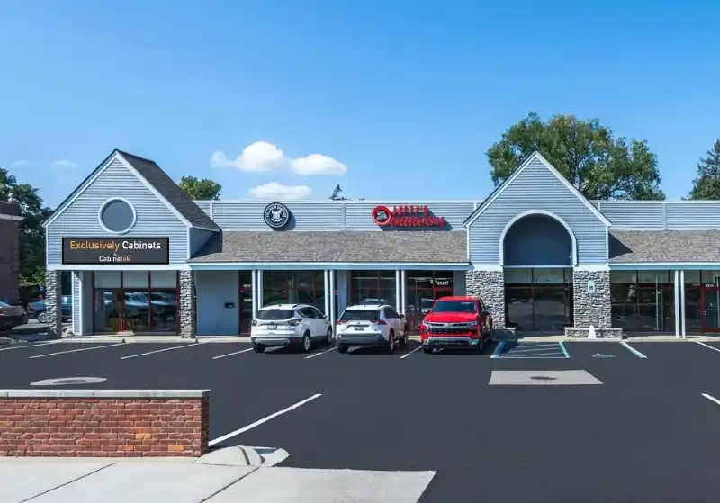 St. Clair Shores store